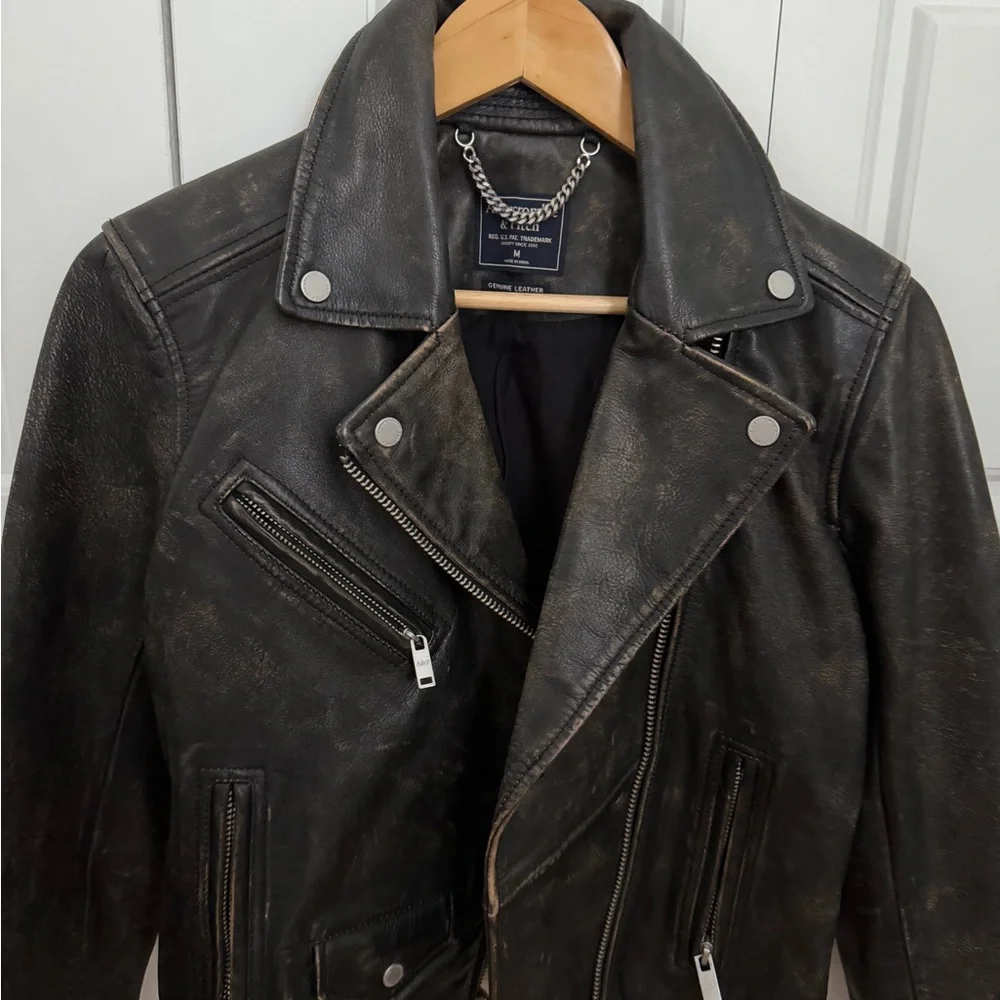 Abercrombie & Fitch genuine Leather Bomber-Style Jacket - Picture 3 of 6